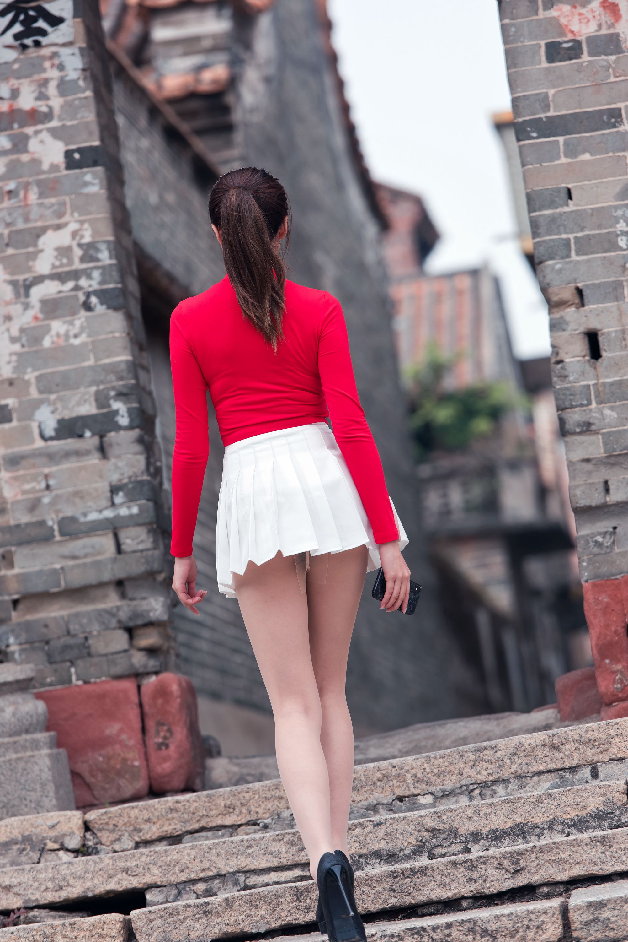 F146.红衣短裙高跟美女.2.89G - 第8张