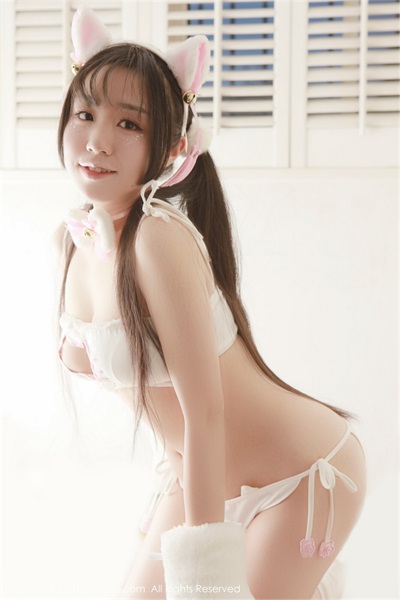 [XIUREN绣人网]2017-05-12 No.753 吃白菜的vi菜菜[50P/209MB] - 第8张