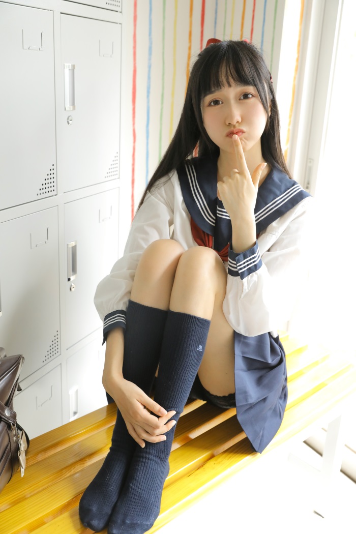 网紅coser@木绵绵OwO - 绵相随 JK水手服 [18P/56MB] - 第1张