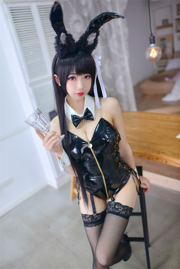 网紅Coser@雪琪-爱宕兔女郎 [33P/577MB] - 第3张