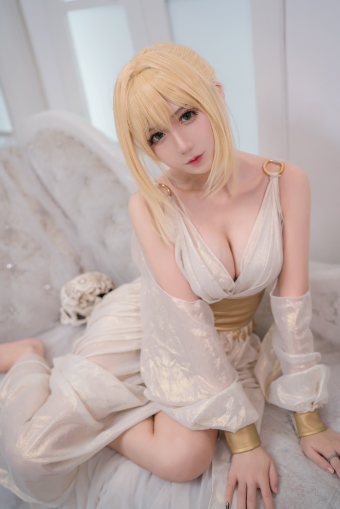 人气动漫Coser@腐团儿Ikaros 尼禄 [10P/94.4MB] - 第1张